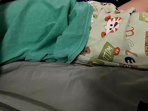 Snapshot of SievingPrep chatting on 10-20-25, 03:45 SievingPrep online show from 10-20-25, 03:45