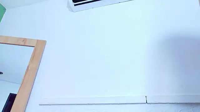 tinyy whore18 online show from 04-07-26, 04:51