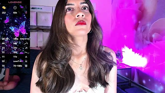 Snapshot of emili_clark chatting on 11-27-25, 04:03 emili clark online show from 11-27-25, 04:03