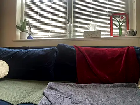 Prolapse Pig online show from 10-19-25, 04:40