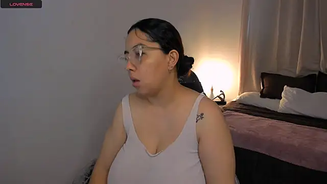 brithany olson25 online show from 09-15-25, 11:54