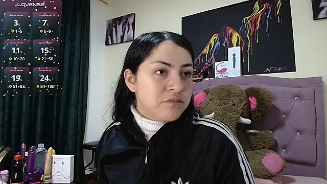 Emmie Hot online show from 11-10-25, 12:26