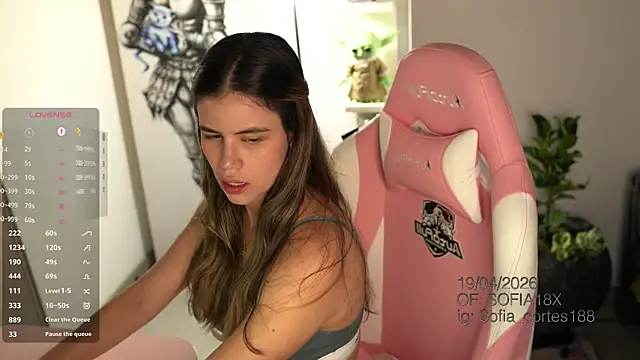 tatiana  cortes18 online show from 04-19-26, 07:27