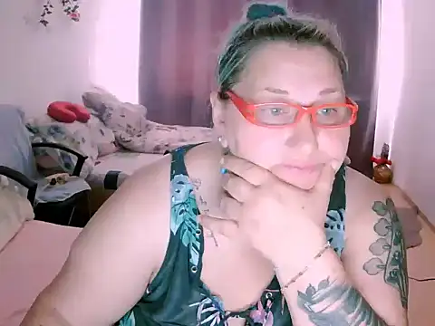 mayamayx online show from 07-02-26, 09:15