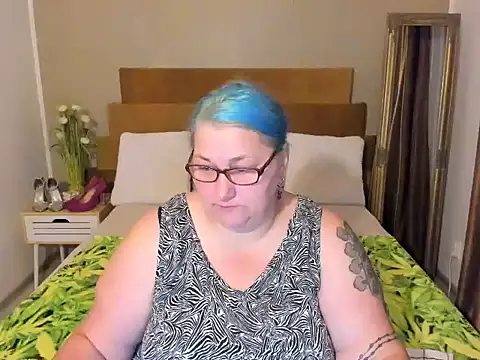 mayamayx online show from 07-17-26, 07:30