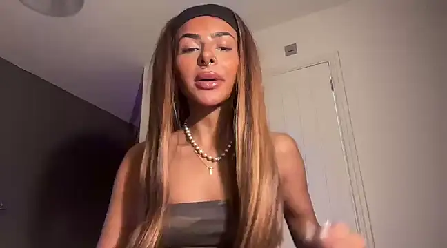 Snapshot of AngelFaye chatting on 03-01-25, 04:15 AngelFaye online show from 03-01-25, 04:15