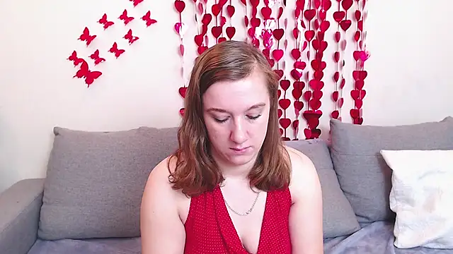 Snapshot of MarthaSimons chatting on 03-18-25, 06:14 MarthaSimons online show from 03-18-25, 06:14