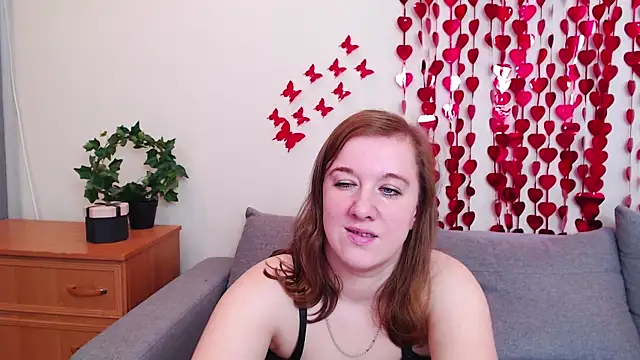 Snapshot of MarthaSimons chatting on 03-22-25, 09:13 MarthaSimons online show from 03-22-25, 09:13