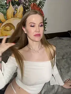 Snapshot of DianaShermy chatting on 02-05-25, 06:26 DianaShermy online show from 02-05-25, 06:26