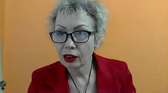 NessyJenixs online show from 02-13-25, 06:48
