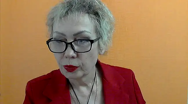 NessyJenixs online show from 02-18-25, 06:26