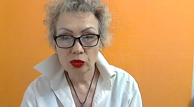 NessyJenixs online show from 03-17-25, 07:26