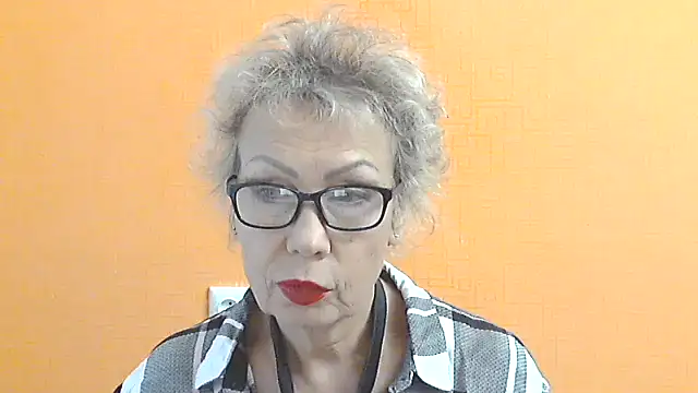 NessyJenixs online show from 09-30-25, 06:07