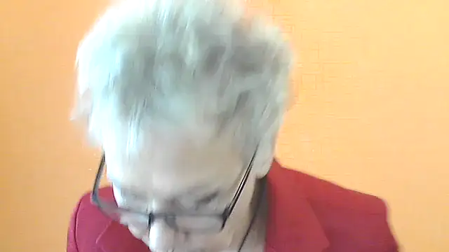 NessyJenixs online show from 10-22-25, 07:08