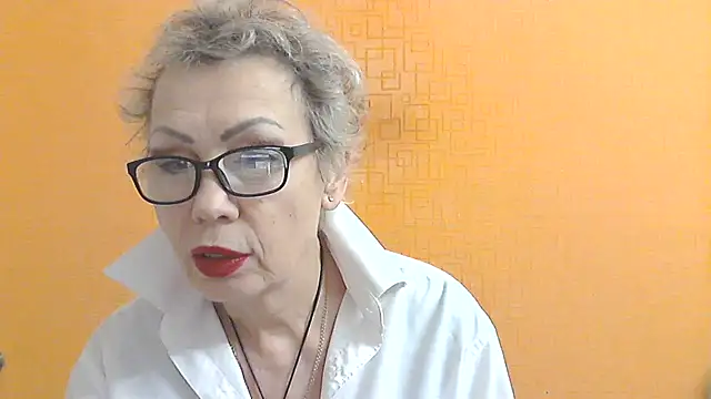 NessyJenixs online show from 12-19-25, 05:20