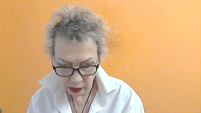 NessyJenixs online show from 12-21-25, 07:48