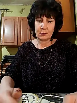 Laura Kiss online show from 03-08-25, 07:53