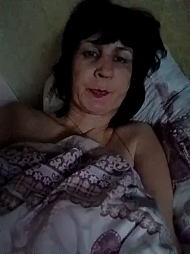 Laura Kiss online show from 04-22-26, 09:49