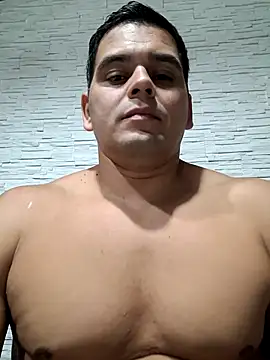 Snapshot of leandroc04 chatting on 03-26-26, 03:12 leandroc04 online show from 03-26-26, 03:12