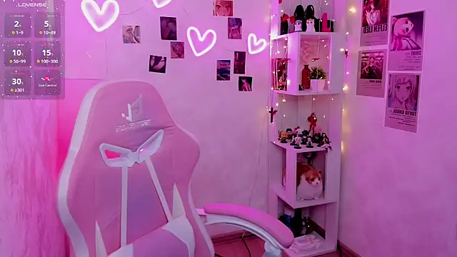 Snapshot of KristineBeauty chatting on 05-02-26, 08:52 KristineBeauty online show from 05-02-26, 08:52