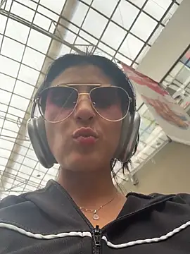 fiorella paris online show from 03-14-26, 09:09