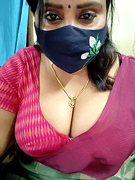 Queenflowerr online show from 02-23-26, 05:54