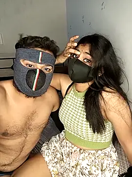 Love-N online show from 04-28-26, 06:24