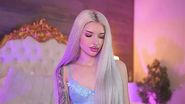 Juicy Jessye online show from 03-15-25, 08:32