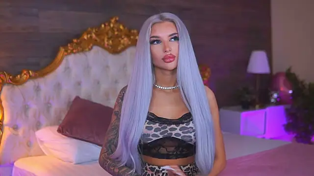 Juicy Jessye online show from 04-23-26, 07:49