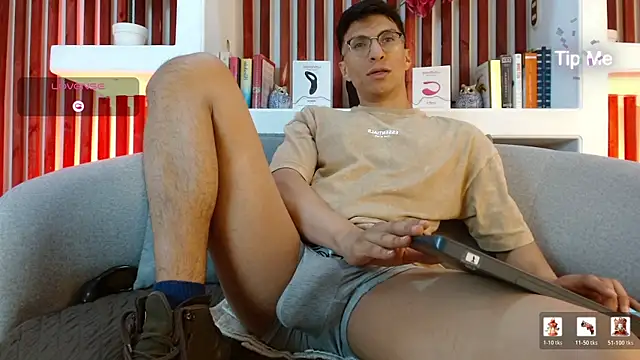 ApoloCruz online show from 04-07-26, 05:08