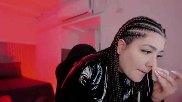 bonnieAn online show from 11-23-25, 11:21