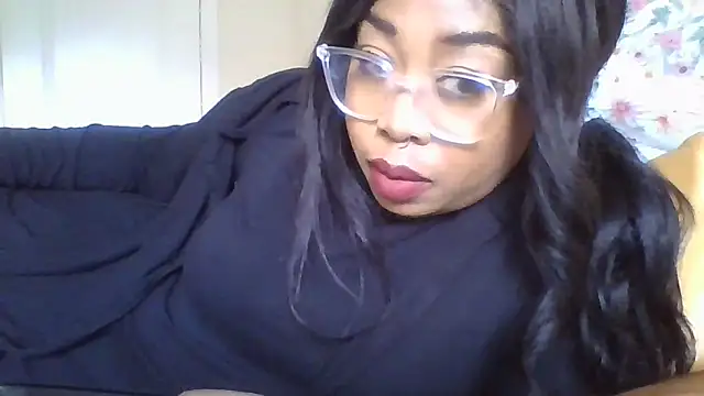 angeliquebelcali online show from 09-18-25, 08:11