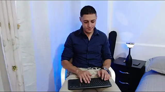 Frank Millers online show from 06-18-26, 10:36