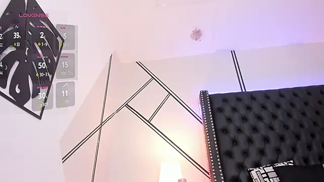 Luciana brown  online show from 03-05-25, 06:33