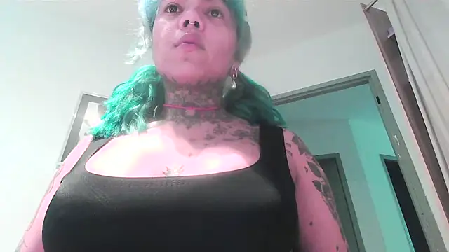 serena  vedette online show from 10-22-25, 11:32