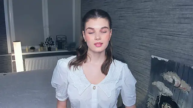 FloraDobb online show from 01-28-25, 07:32