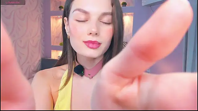 FloraDobb online show from 12-21-25, 07:04