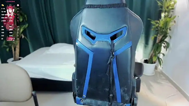 Miss deyan online show from 01-21-25, 04:37