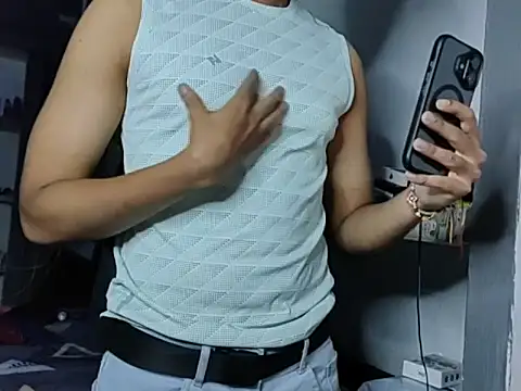 fit boyxx online show from 11-06-25, 08:10