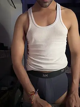 fit boyxx online show from 11-08-25, 07:45