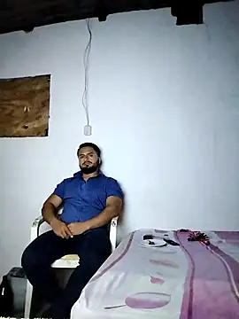 Snapshot of Ant1990 chatting on 03-14-25, 04:32 Ant1990 online show from 03-14-25, 04:32