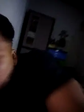 Snapshot of Ant1990 chatting on 10-05-25, 03:27 Ant1990 online show from 10-05-25, 03:27