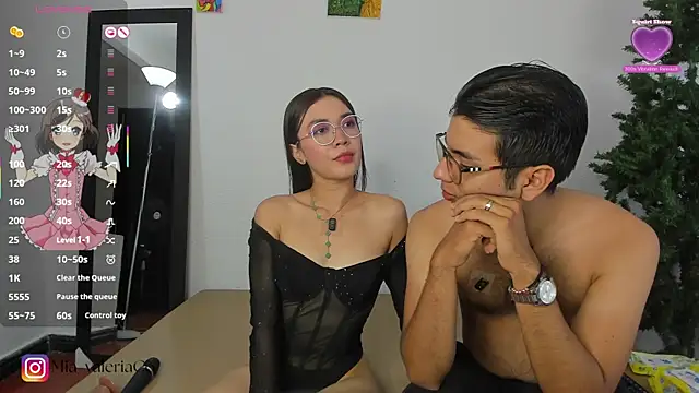 MarioandMia online show from 10-21-25, 08:42