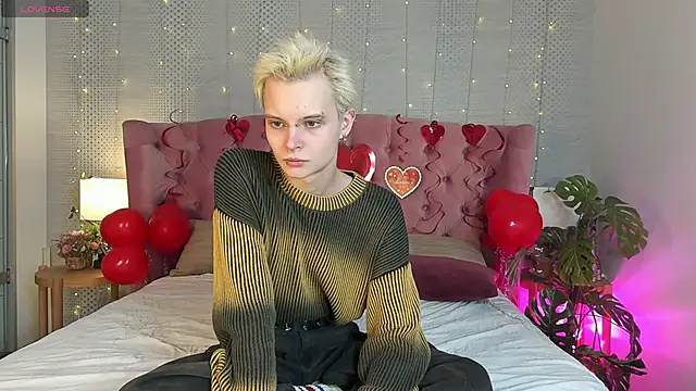 Snapshot of DemianEnglen chatting on 02-12-25, 09:22 DemianEnglen online show from 02-12-25, 09:22