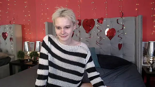 Snapshot of DemianEnglen chatting on 02-17-25, 08:58 DemianEnglen online show from 02-17-25, 08:58