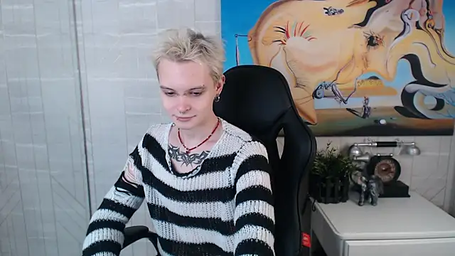 Snapshot of DemianEnglen chatting on 02-22-25, 09:04 DemianEnglen online show from 02-22-25, 09:04