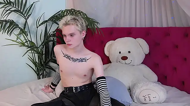 Snapshot of DemianEnglen chatting on 02-26-25, 11:59 DemianEnglen online show from 02-26-25, 11:59