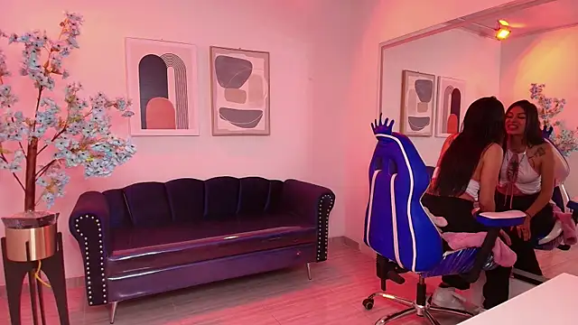 Snapshot of Charlotte_ethan chatting on 03-07-25, 03:51 Charlotte ethan online show from 03-07-25, 03:51