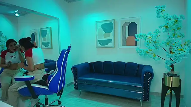 Snapshot of Charlotte_ethan chatting on 03-15-25, 03:40 Charlotte ethan online show from 03-15-25, 03:40