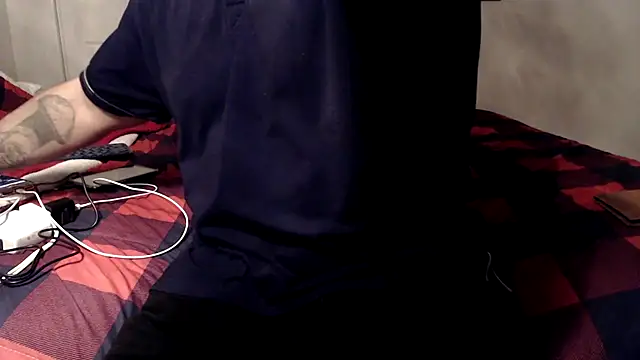 Snapshot of Str8_Soldier chatting on 02-23-25, 09:33 Str8 Soldier online show from 02-23-25, 09:33